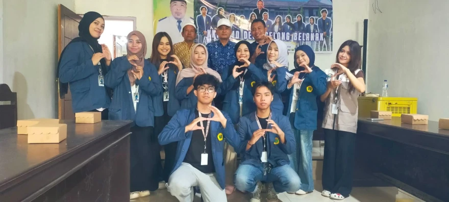 Pemerintah Desa Selong Belanak Sambut Hangat Mahasiswa KKN PMD Universitas Mataram